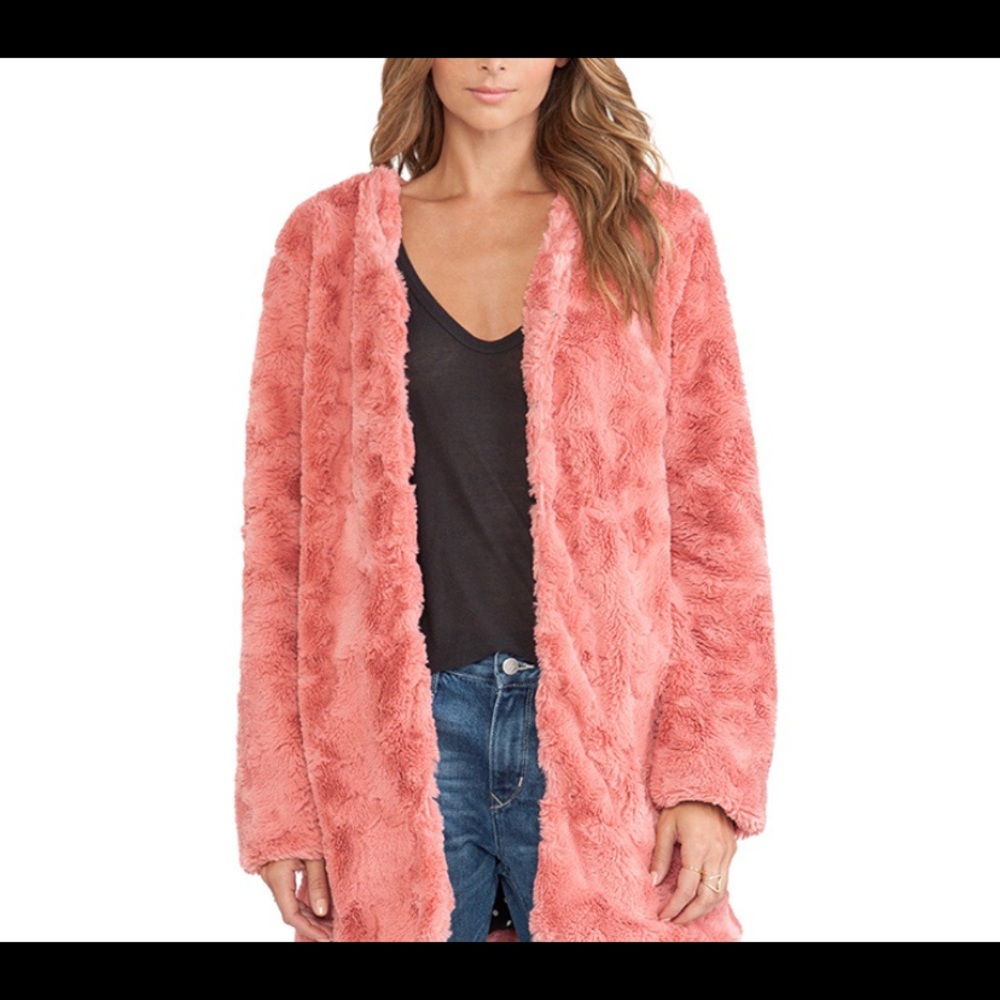 MINKPINK Powder Room Faux Fur Blush Jacket -NWOT